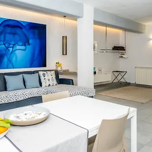 luxury-apartment-manarola.hotelitalianriviera.com/
